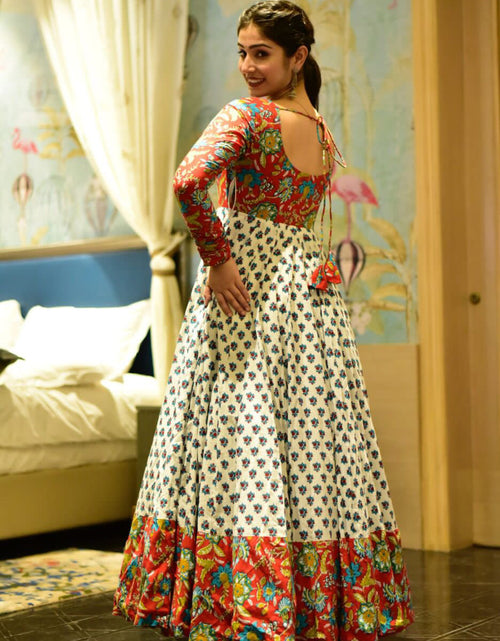 Load image into Gallery viewer, rajyogam designer gown surat
