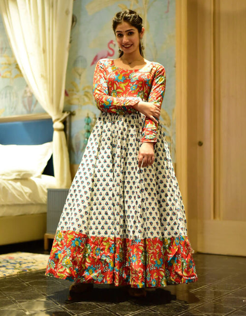 Load image into Gallery viewer, rajyogam designer gown surat
