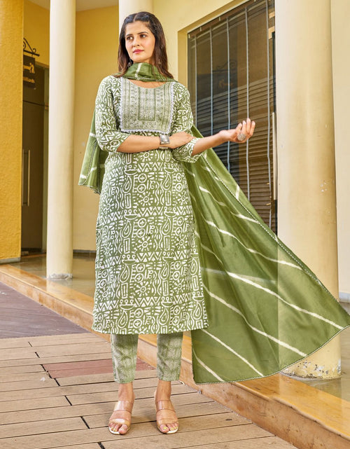 Load image into Gallery viewer, rajyogam designer salwar suit surat
