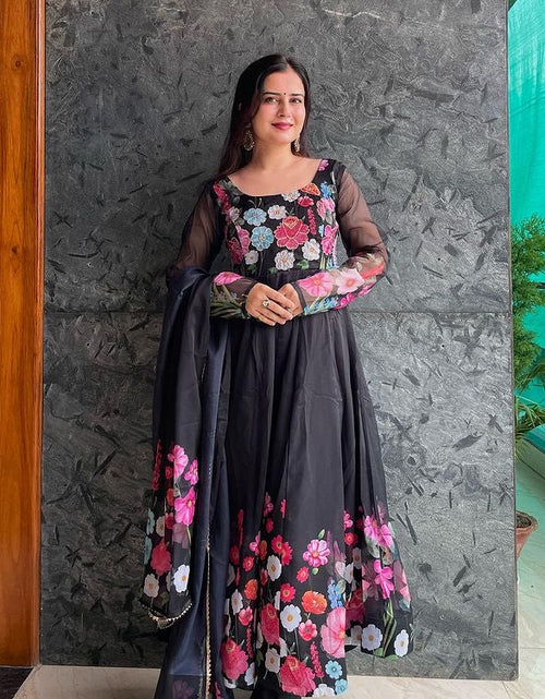 Black Heavy Designer Work Wedding Special Anarkali Suit - Indian Heavy  Anarkali Lehenga Gowns Sharara Sarees Pakistani Dresses in  USA/UK/Canada/UAE - IndiaBoulevard