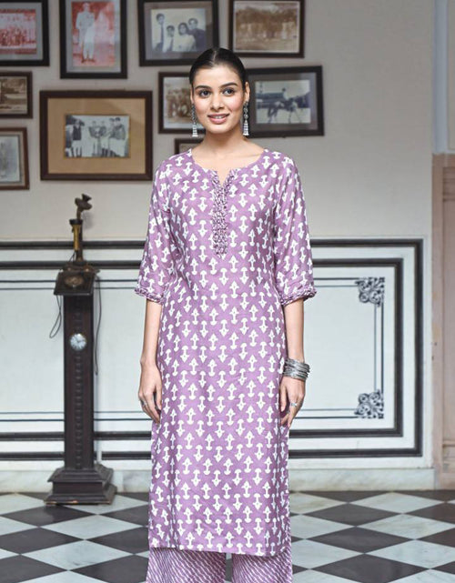 Load image into Gallery viewer, rajyogam designer kurti pant surat
