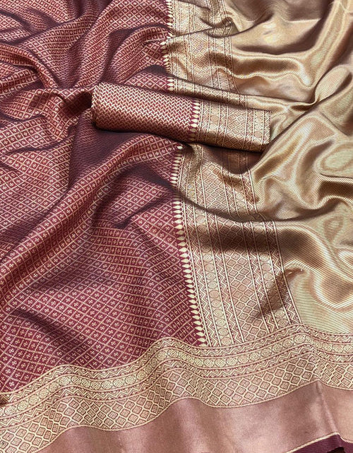 Load image into Gallery viewer, rajyogam banarasi silk saree surat
