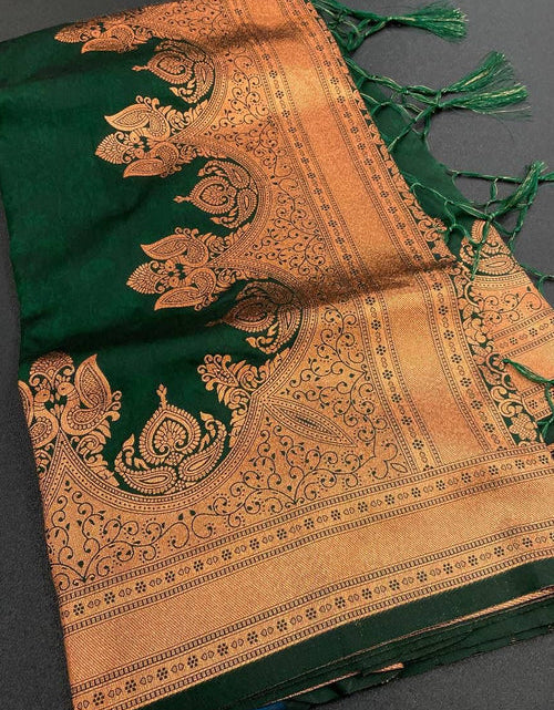 Load image into Gallery viewer, rajyogam banarasi silk saree surat
