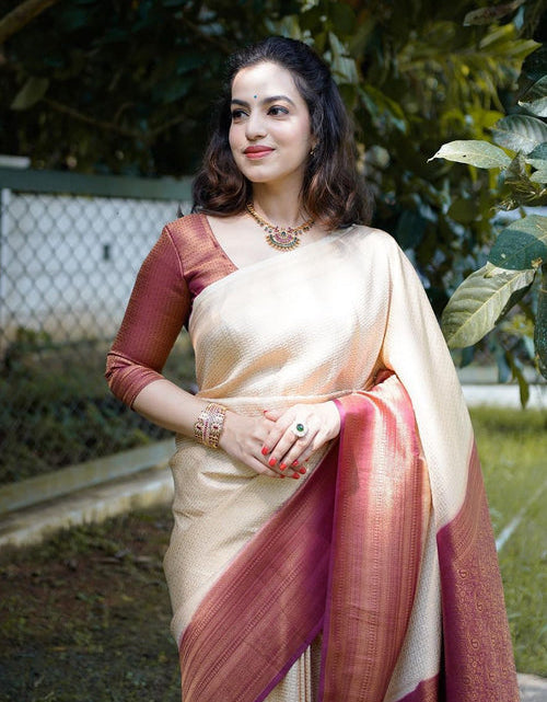 Load image into Gallery viewer, rajyogam soft silk saree surat
