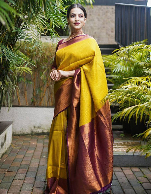 Load image into Gallery viewer, rajyogam soft silk saree surat 
