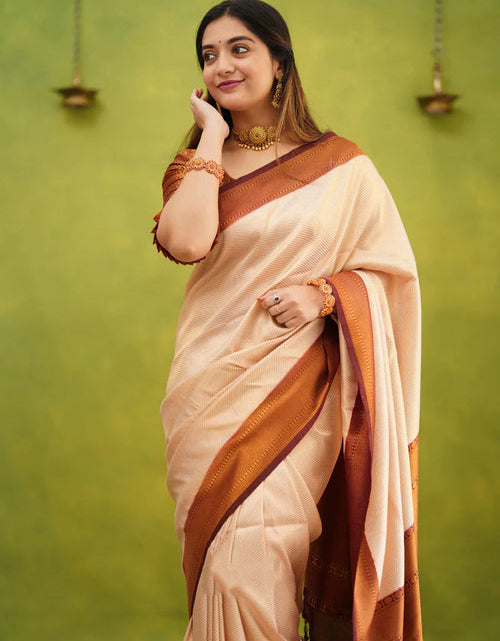 Load image into Gallery viewer, rajyogam banarasi silk saree surat
