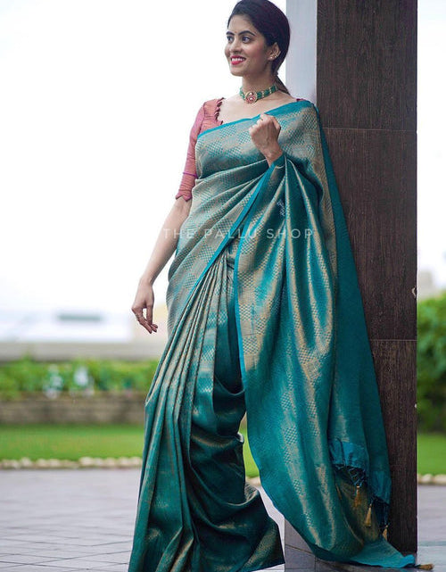 Load image into Gallery viewer, rajyogam soft silk saree surat
