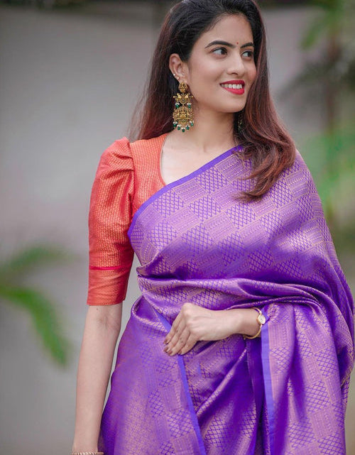 Load image into Gallery viewer, rajyogam soft silk saree surat
