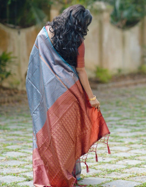 Load image into Gallery viewer, rajyogam soft silk saree surat
