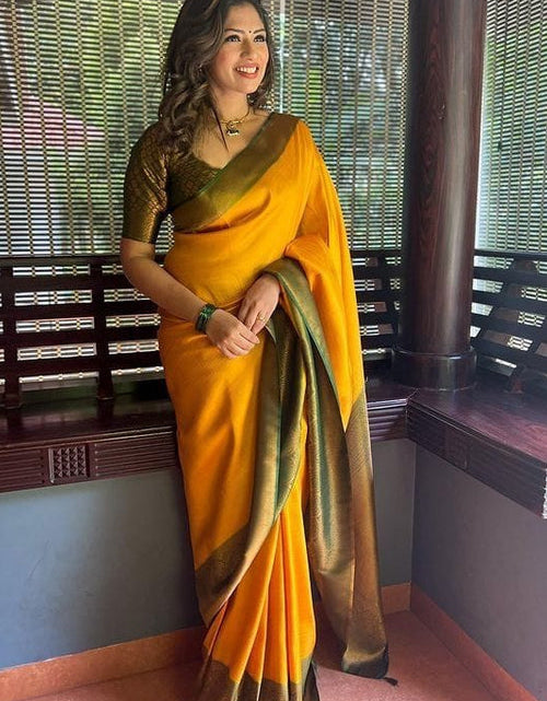 Load image into Gallery viewer, rajyogam soft silk saree surat
