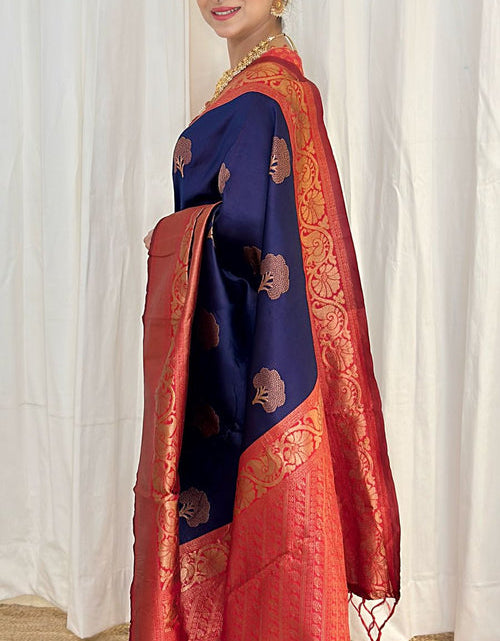 Load image into Gallery viewer, rajyogam banarasi silk saree surat
