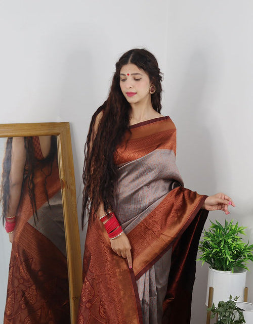 Load image into Gallery viewer, rajyogam soft silk saree surat 
