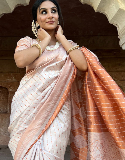 Load image into Gallery viewer, rajyogam soft silk saree surat
