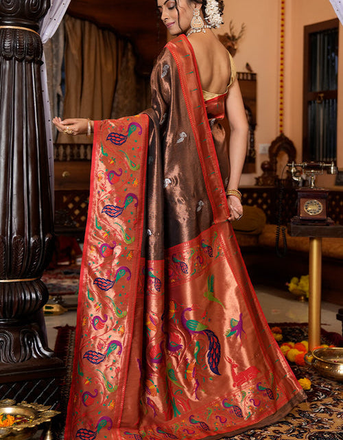 Load image into Gallery viewer, rajyogam paithani silk saree surat
