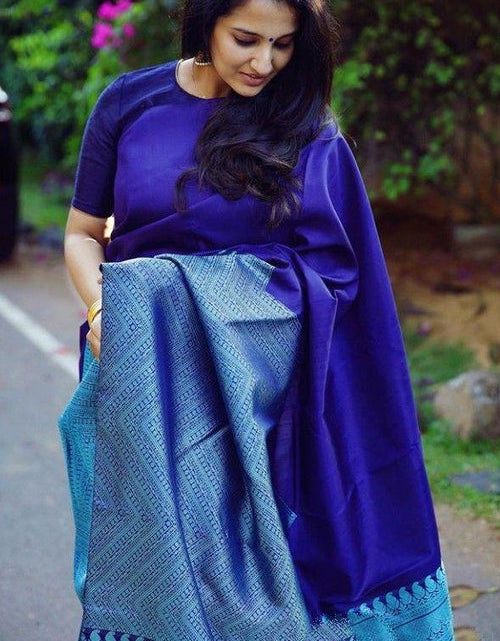 Load image into Gallery viewer, rajyogam soft silk saree surat
