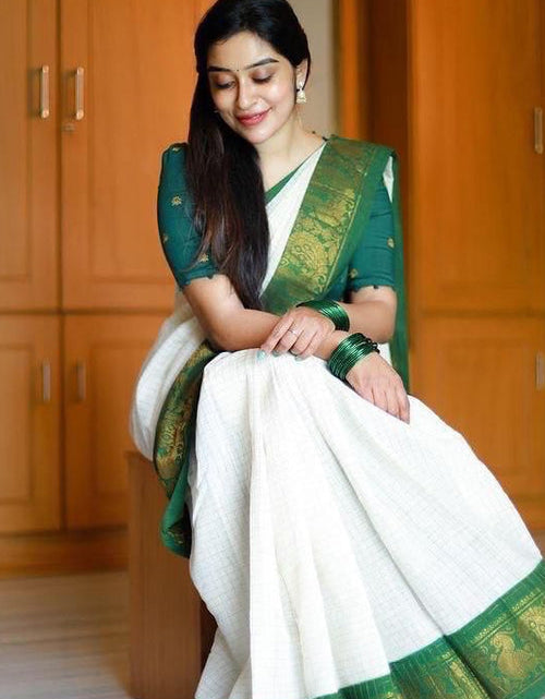 Load image into Gallery viewer, rajyogam banarasi silk saree surat
