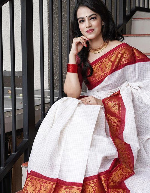 Load image into Gallery viewer, rajyogam banarasi silk saree surat
