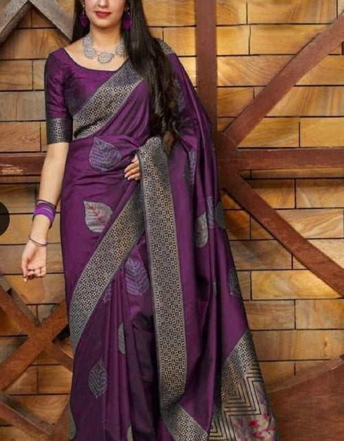 Load image into Gallery viewer, rajyogam soft silk saree surat
