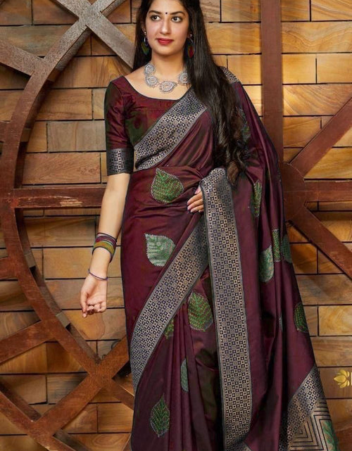 Load image into Gallery viewer, rajyogam soft silk saree surat
