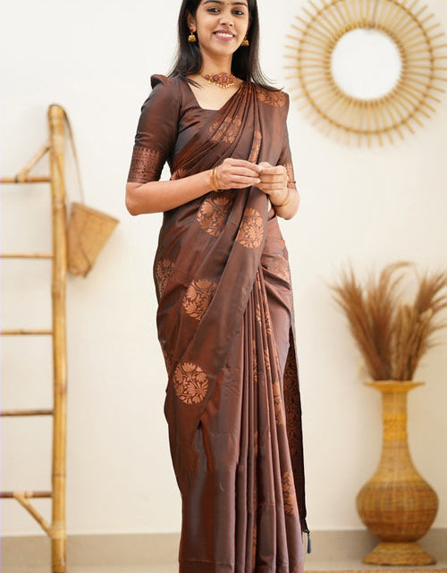 Load image into Gallery viewer, rajyogam soft silk saree surat
