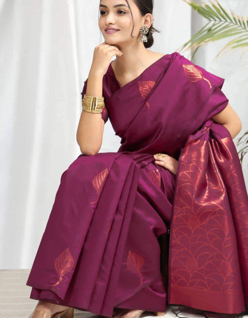 Load image into Gallery viewer, rajyogam soft silk saree surat
