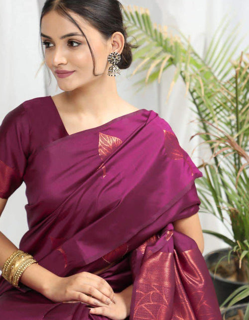 Load image into Gallery viewer, rajyogam soft silk saree surat
