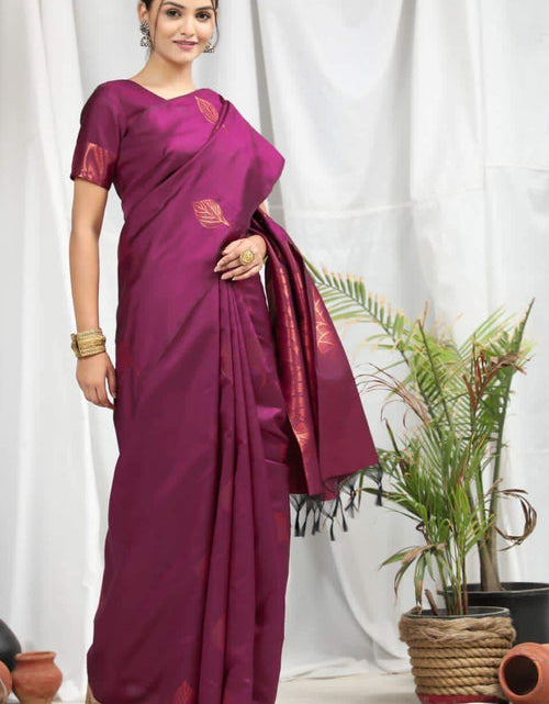 Load image into Gallery viewer, rajyogam soft silk saree surat
