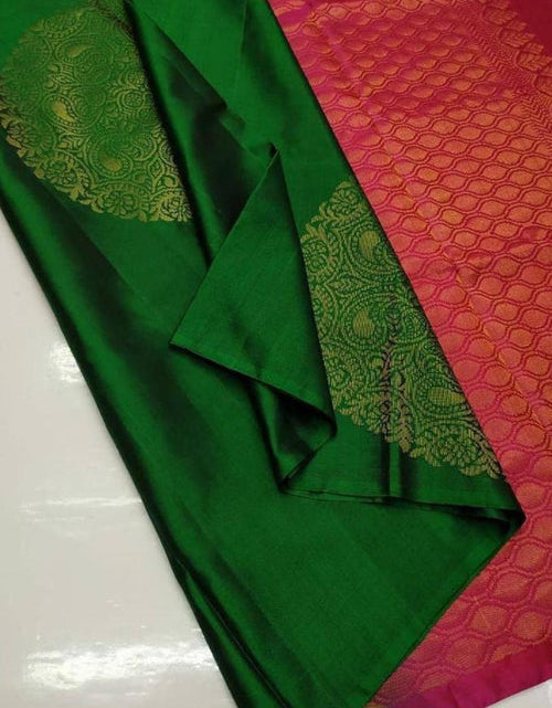 Load image into Gallery viewer, rajyogam banarasi silk saree surat
