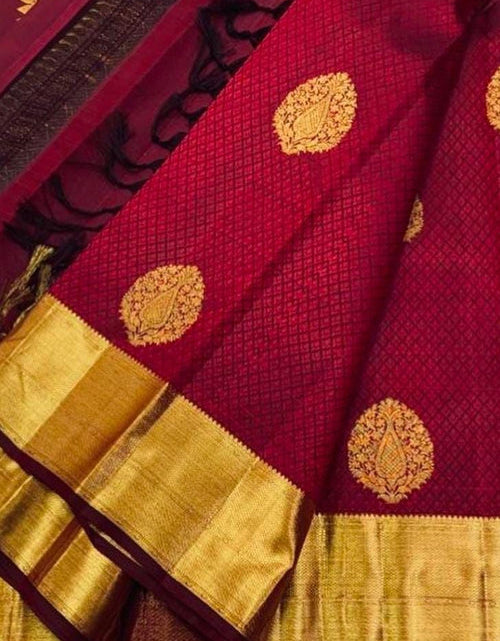 Load image into Gallery viewer, rajyogam banarasi silk saree surat
