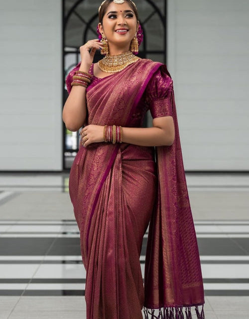 Load image into Gallery viewer, rajyogam soft silk saree surat
