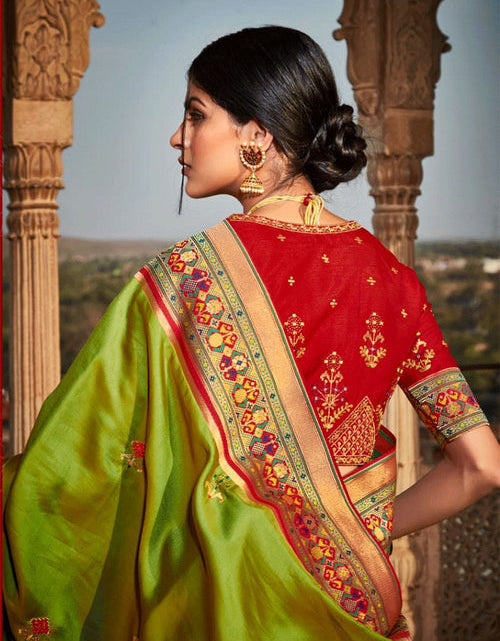 Load image into Gallery viewer, rajyogam soft silk saree surat
