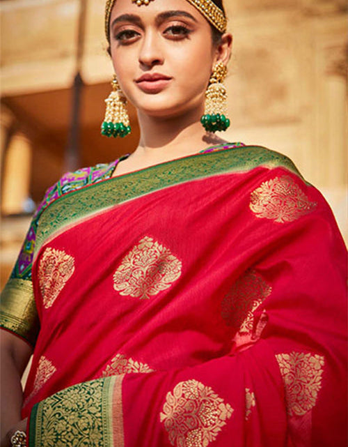 Load image into Gallery viewer, rajyogam banarasi silk saree surat
