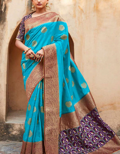 Load image into Gallery viewer, rajyogam banarasi silk saree surat
