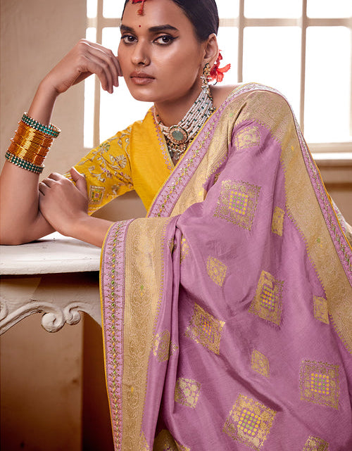 Load image into Gallery viewer, rajyogam banarasi silk saree surat
