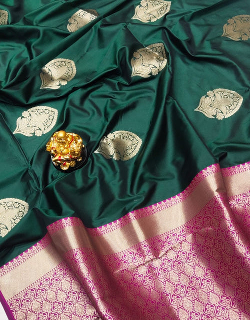 Load image into Gallery viewer, rajyogam banarasi silk saree surat
