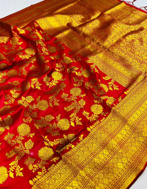 Load image into Gallery viewer, rajyogam banarasi silk saree surat
