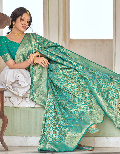 Load image into Gallery viewer, rajyogam paithani silk saree surat
