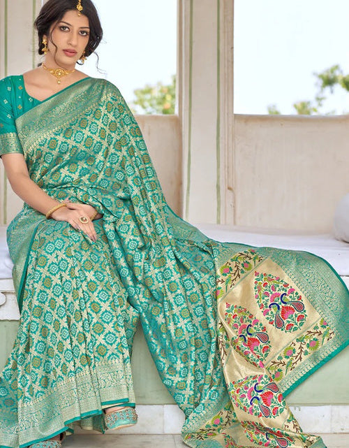 Load image into Gallery viewer, rajyogam paithani silk saree surat
