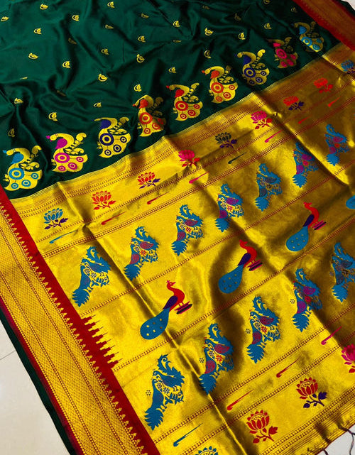 Load image into Gallery viewer, rajyogam paithani silk saree surat
