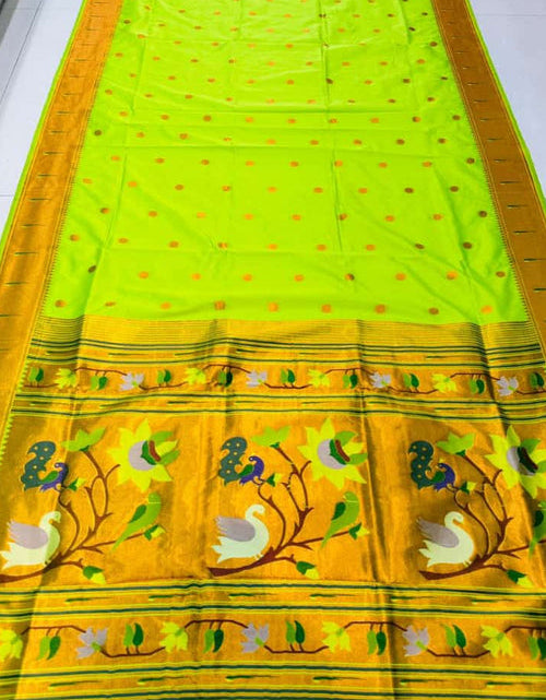 Load image into Gallery viewer, rajyogam paithani silk saree surat
