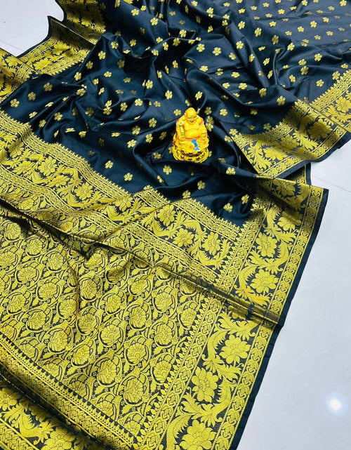 Load image into Gallery viewer, rajyogam banarasi silk saree surat
