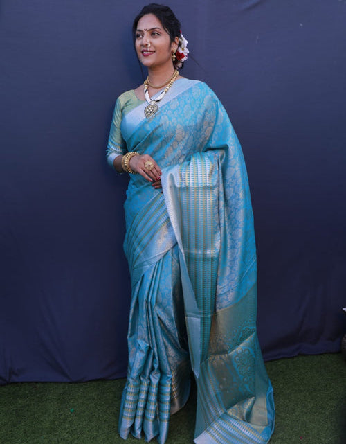 Load image into Gallery viewer, rajyogam banarasi silk saree surat
