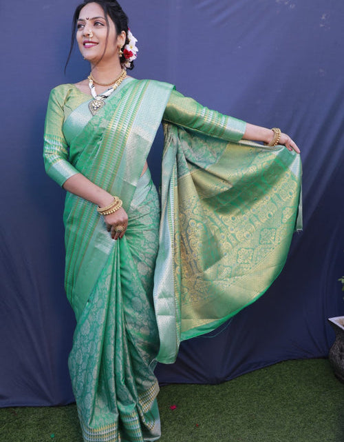 Load image into Gallery viewer, rajyogam banarasi silk saree surat
