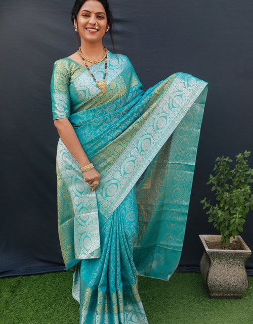 Load image into Gallery viewer, rajyogam banarasi silk saree surat
