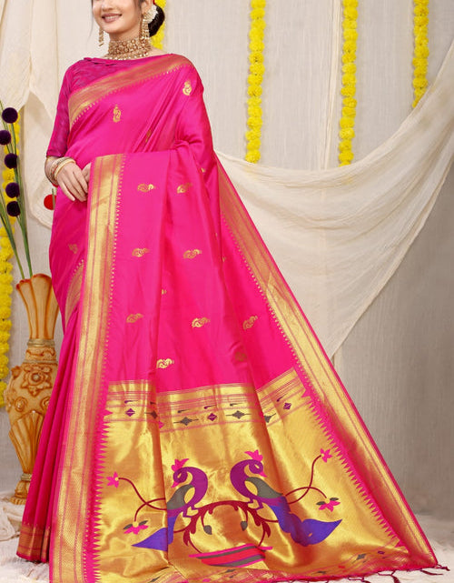 Load image into Gallery viewer, rajyogam paithani silk saree surat
