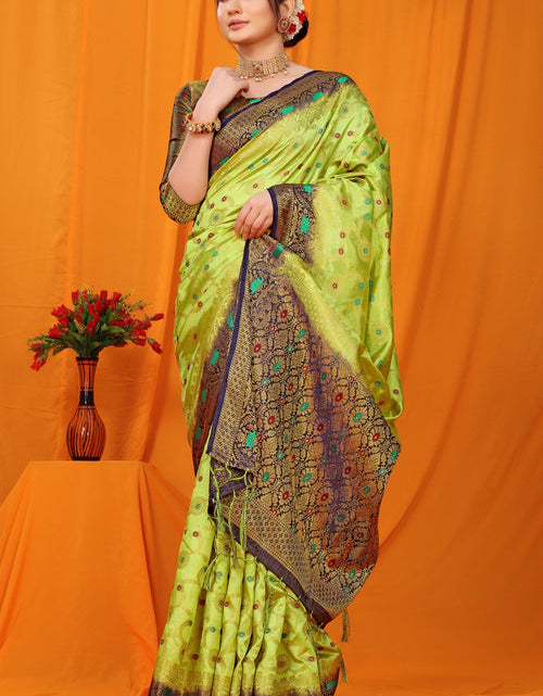 Load image into Gallery viewer, rajyogam banarasi silk saree surat
