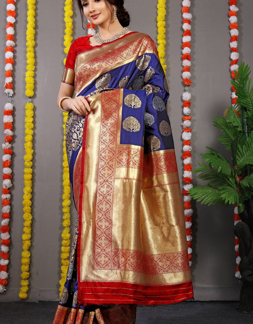 Load image into Gallery viewer, rajyogam banarasi silk saree surat
