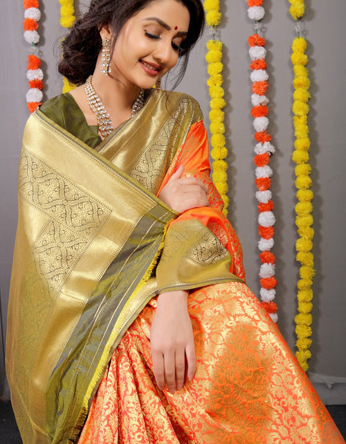 Load image into Gallery viewer, rajyogam banarasi silk saree surat
