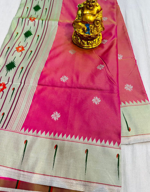 Load image into Gallery viewer, rajyogam paithani silk saree surat
