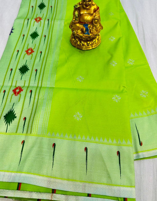 Load image into Gallery viewer, rajyogam paithani silk saree surat
